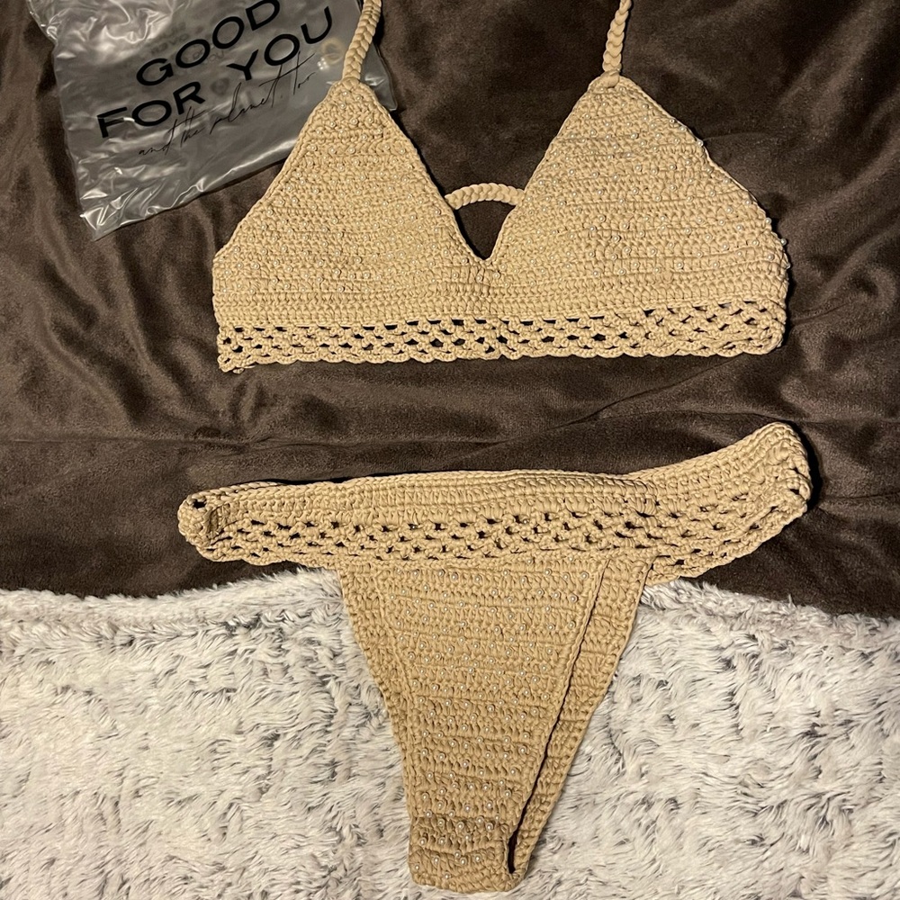 JMP the Label pebble crochet set